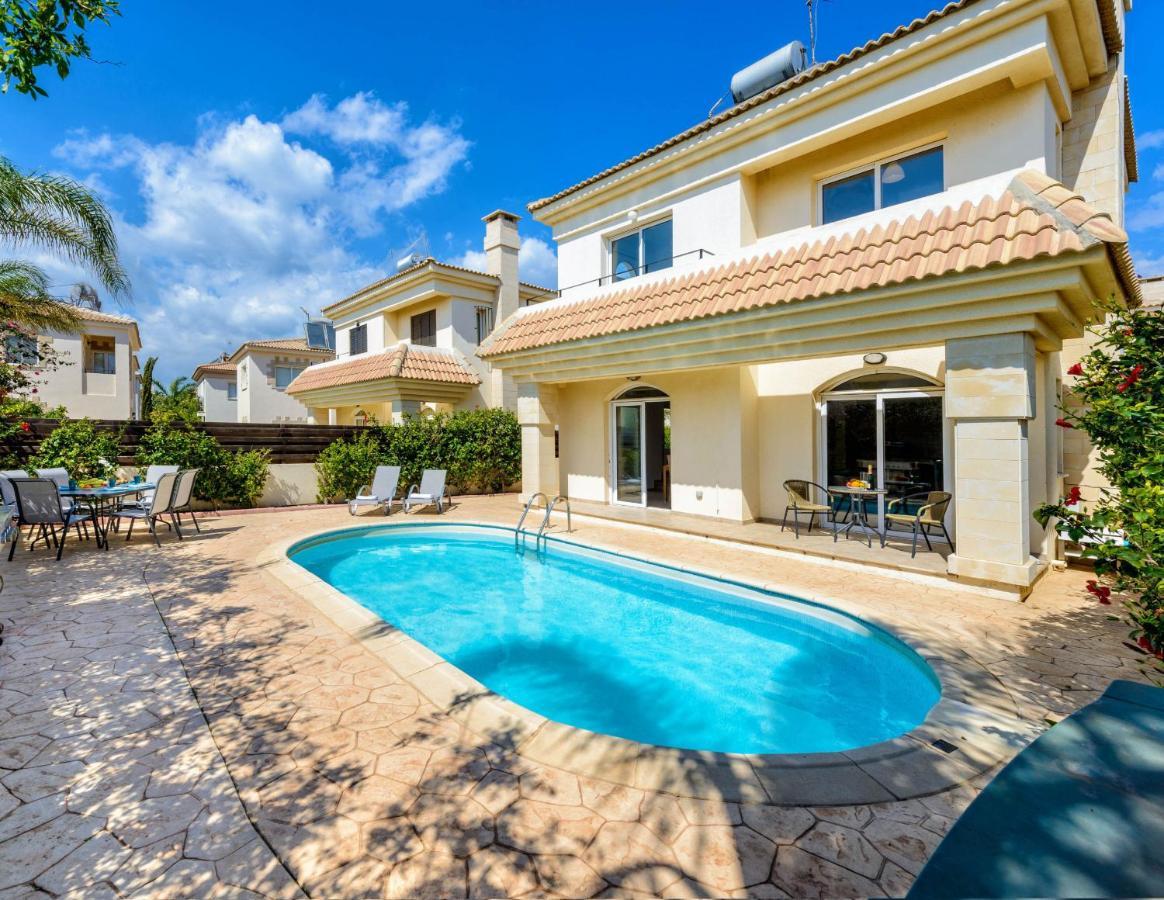 Villa Oscar Protaras Eksteriør billede